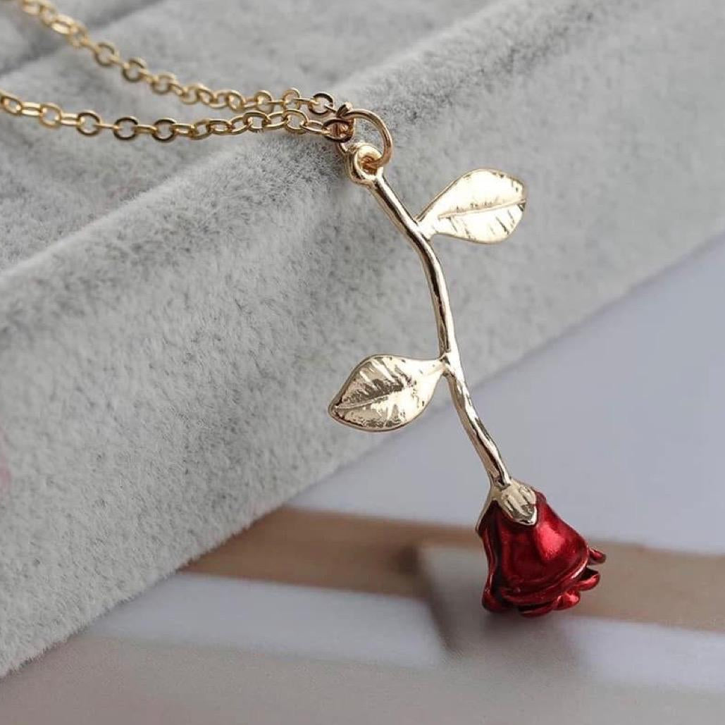 Falling Red Rose Gold Plated Locket